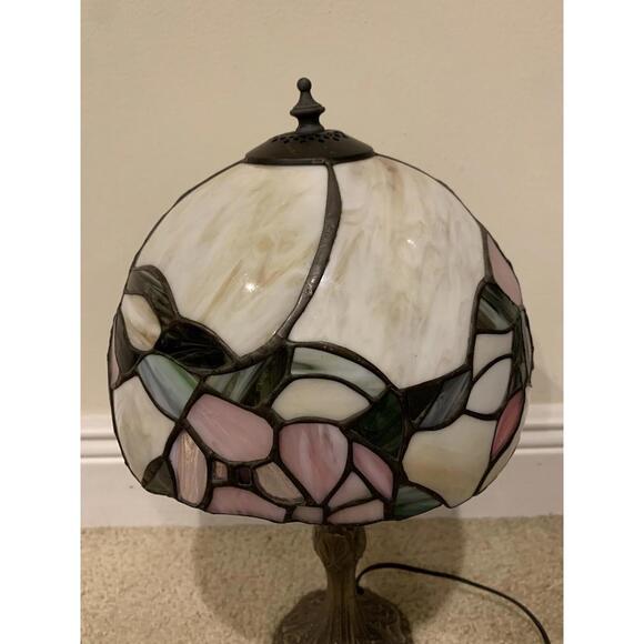 Tiffany style 16" Stained Slag Glass Table Accent Lamp Floral Design - Picture 8 of 15